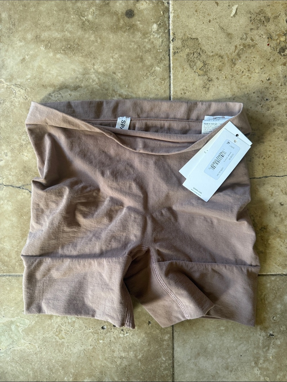 SPANX ladies boy shorts, size large new with tags level two support